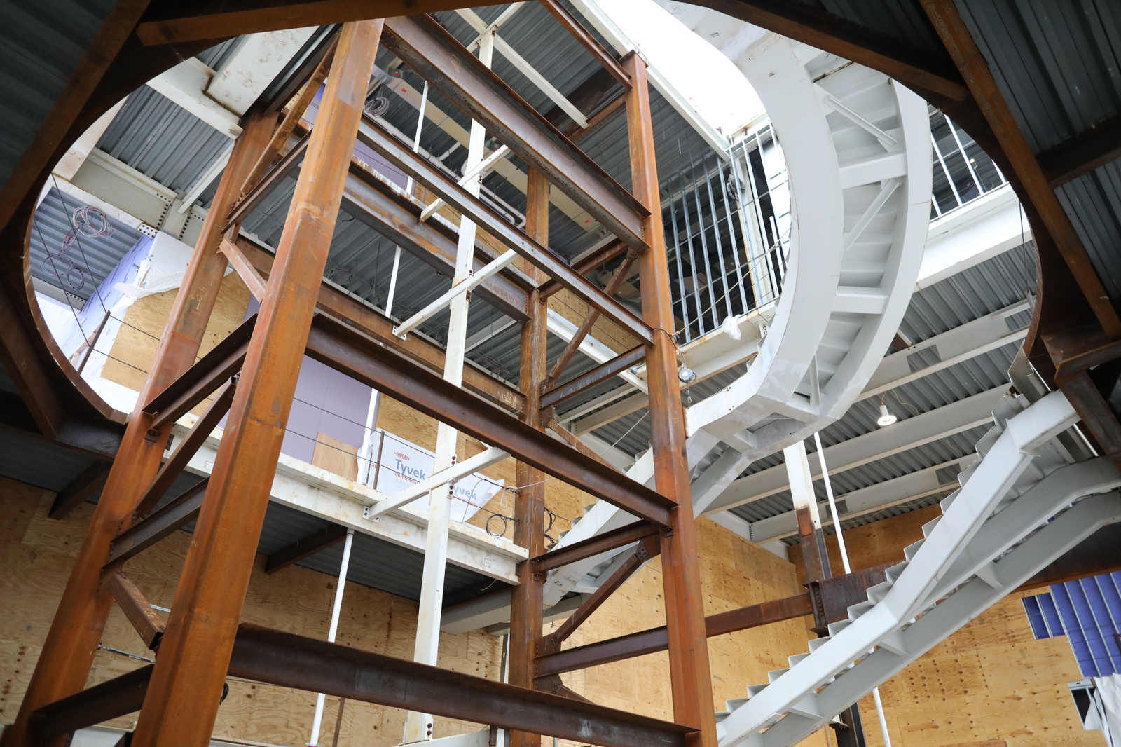 Spiraling stairs